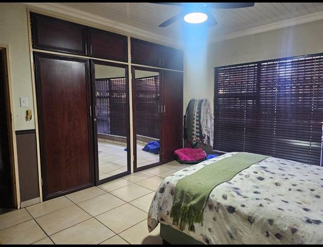 3 BEDROOM HOUSE FOR SALE IN FLORA GARDENS